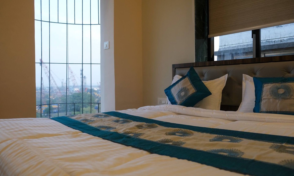 Masjid Bandar Hotel | VR Comforts