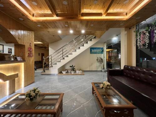 Manali Hotel | Whistling Wood