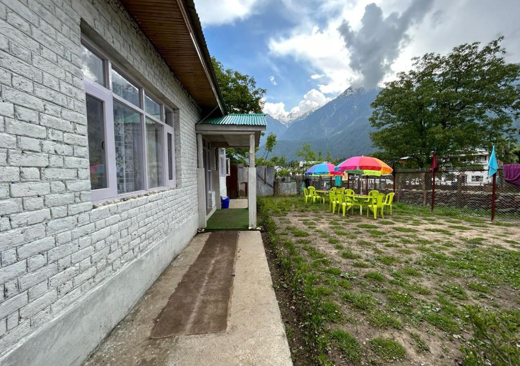 Laripora House | White valley Resort Pahalgam