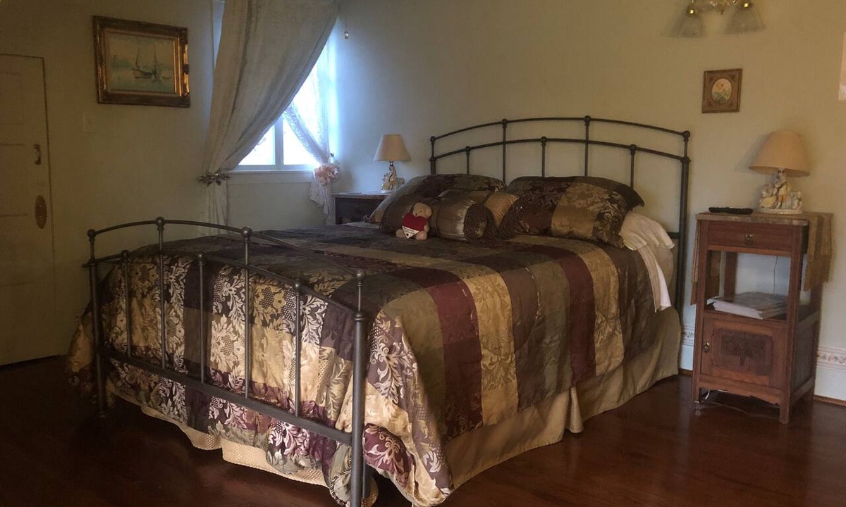 Tyler Bed & Breakfast | Woldert-Spence Manor