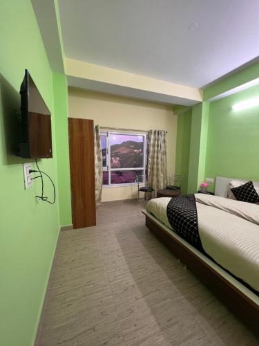 Shimla Bed & Breakfast | Wonder View