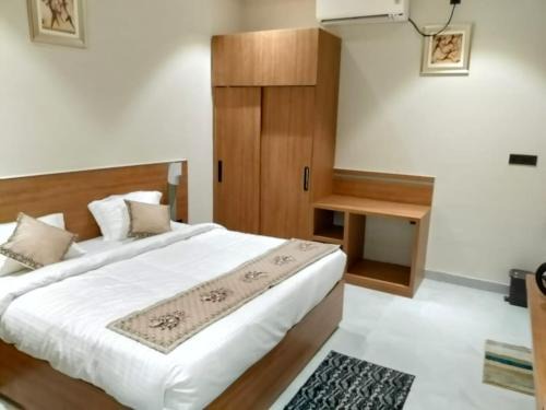 Rewari Hotel | Yash Residency