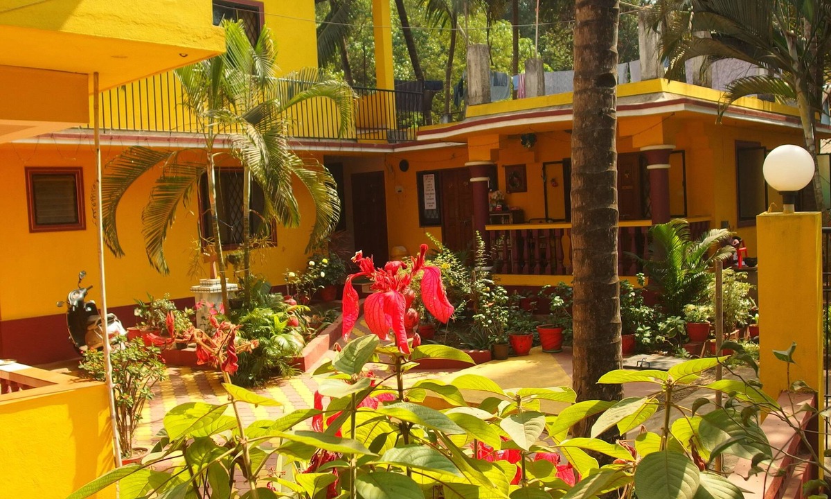 Vagator Hotel | Yellow House