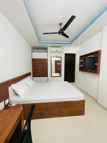 Cherplassery Hotel | Zam Zam Residency