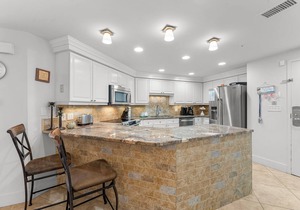 Beachfront ~ Spacious Kitchen ~ Private Balcony in Miramar Beach