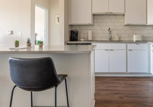 Frontdesk | Bright and Airy 2BR Suite in Ames