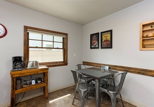 Historic Downtown Location │Heart of Bend │Walk Everywhere │Hot Tub │High Demand in Bend