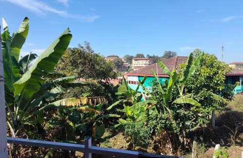 Stuart Hill House | Lichi couple home