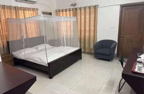Chattogram District Hotel | 吉大港华人酒店