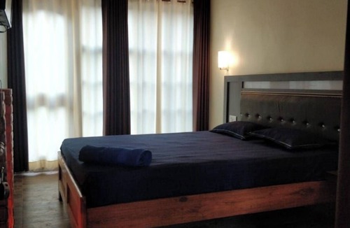 Patan Bed & Breakfast | 10-bedroom bed & breakfast in phenomenal Jabalpur New Bhedaghat with AC