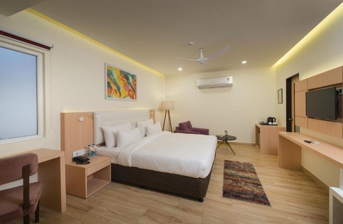 Gorakhpur Hotel | 10 Park Street Hotel & Banquets