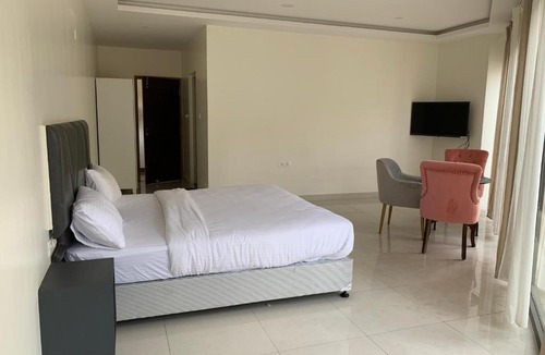 Agara Hotel | 12 Degree Rooftop Pub & Lounge