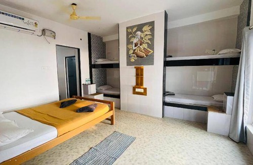 Hireguthi Resort | 180 m² Resort ∙ 3 guests