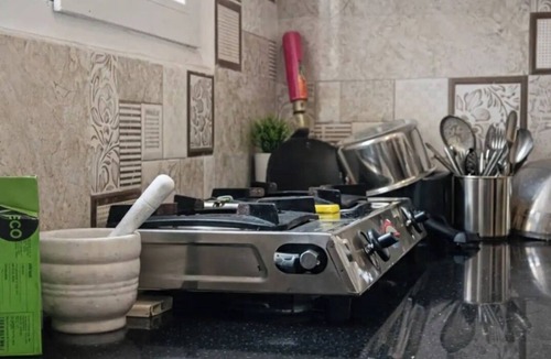 Danapur Apartment | 2-bedroom apartment in perfect Patna with cool AC