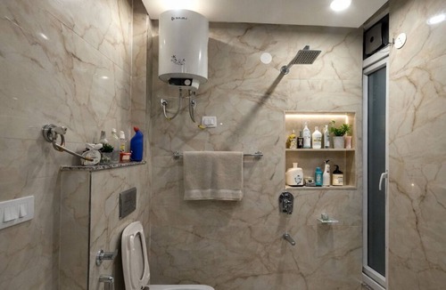 Okhla House | 2-bedroom building in serene New Delhi perfect for your stay