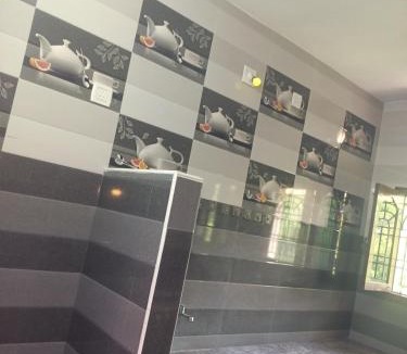 Tirupati House | 2bhk Tirupati near SSD Ticket Counter Free Parking LAKSHMI HOMESTAY