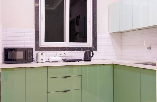 Varanasi Apartment | 3-bedroom apartment in tranquil Varanasi with AC