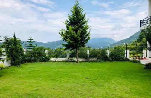 Bhimtal Villa | 3 BHK Freespirit Villa with Huge Garden(Lake View)