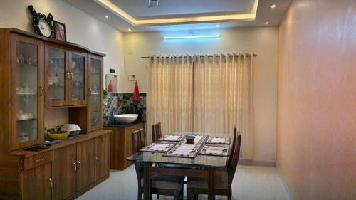 Alappuzha Villa | 3BHK Radhas Residence Inn, Near Alappuzha Beach
