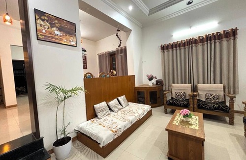 Nashik Villa | 4-bedroom villa in awesome Nashik with cool vibes and AC
