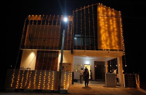 Anekal House | 477 Atlantis Road