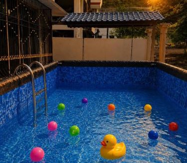Khopoli Apartment | 4BHK Luxury Seven Hills Villa With AC, Garden , BBQ , AIR HOCKEY , CARROM , TENNIS TABLE , Near Lonavala - 10 minutes From Imagica & Wet n Joy