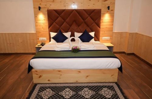 Aleo Hotel | 4Everstay By Vivaaan Bliss Most Premium Rooms With Balcony And Mountain Views With Free Parking & Wifi ! Top Rated And Best Selling Hotel In Manali