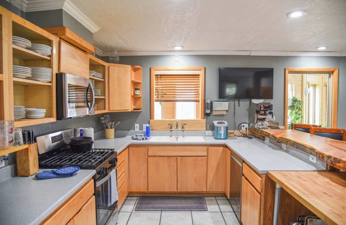 Red River Villa | 5 bedroom accommodation in Red River