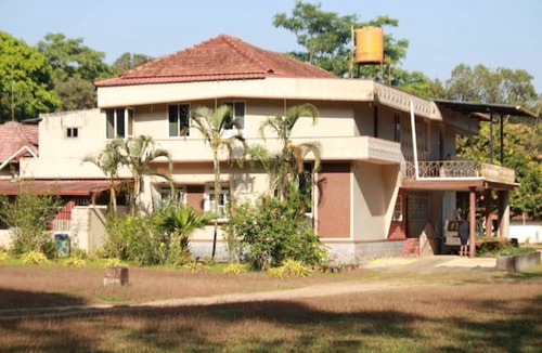 Kudrasthe House | A private waterfall, a coffee farm and best home food in Coorg - all to yourself
