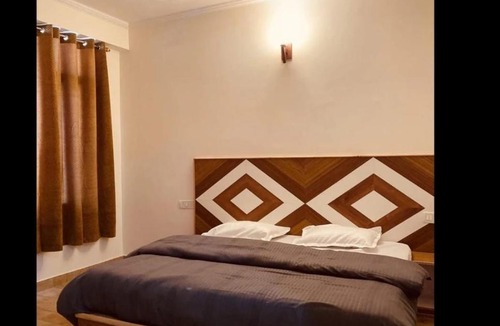 New Manali Bed & Breakfast | Aadesh villa B&B