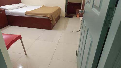 Electronics City Hotel | Aafa Garden Rooms
