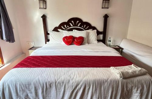Nedumudy Bed & Breakfast | Aagaman Mantra back water villa
