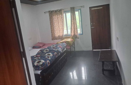 Narainkoti Hotel | Aarohi Tourist Lodge And Restaurant