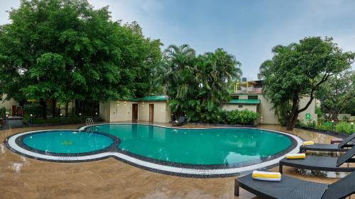 Ramnagar Resort | ABN Sarovar Portico Jim Corbett Dhikuli