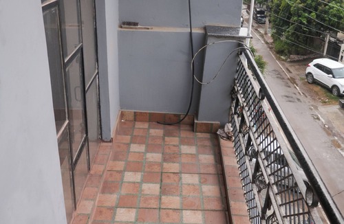Gurugram Apartment | About this space Independent 1 BHK Floor Including Breakfast with Terrace.