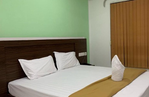 Guruvayur Hotel | Adi Deva Inn