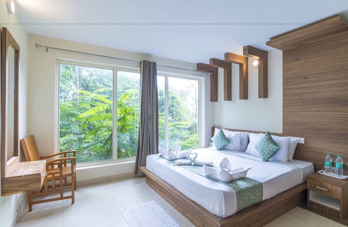 Vythiri Hotel | Adithya Nature Resort & Spa