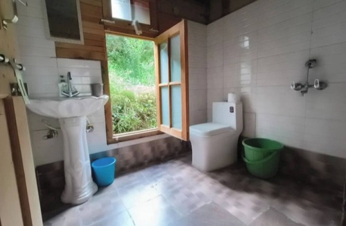 Banjar Hotel | Adventure Lodge Jibhi