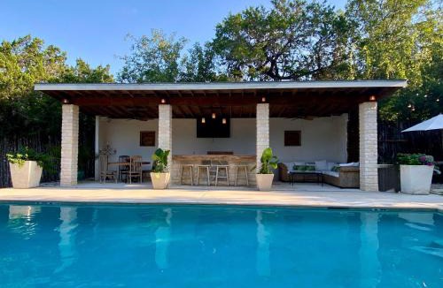 Concan House | Agave Point
