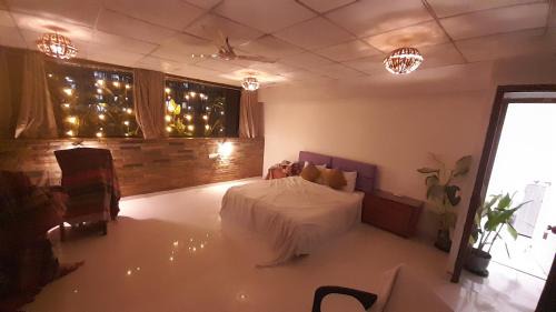 Chembur East Bed & Breakfast | AGRAWAL BHAVAN BUDGET Stay only for indians