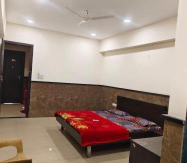 Ujjain Hotel | Agrawal Bhawan