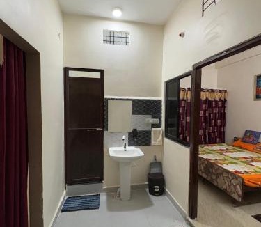 Ujjain Apartment | Akshat Home Stay