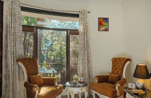 Kasauli Villa | Alaya Stays 3BHK Golden Meadow Villa