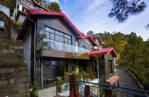 Kuthar Villa | Alaya Stays Kasauli Woods Cottage 3 BHK