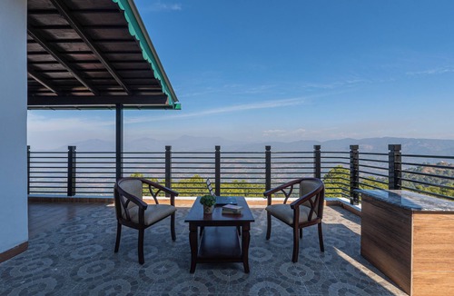 Majkhali Villa | Alaya Stays SnowPeak Vila With Hill View