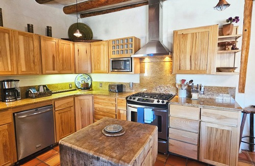 Taos House | Alfreds Compound Main + Guest House in Town Hot Tub Wifi