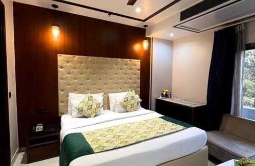 Paharganj Hotel | All Times Suites & Hotel - New Delhi