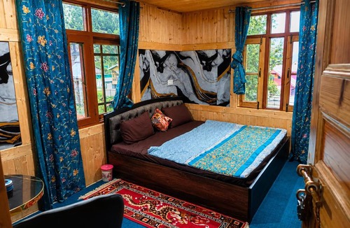 Gulmarg House | Alpine Hub Gurez