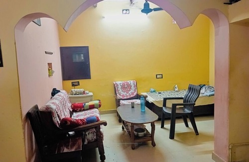 Varanasi Apartment | Amma Ka Ghar