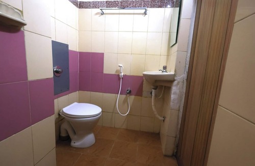 Perundurai Hotel | Amman Cottage